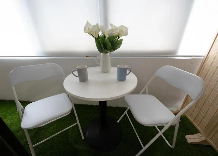 Gangnam Luxury - 5 Min To Yangjae Stn - Newly Renovated Frühstückspension 4*